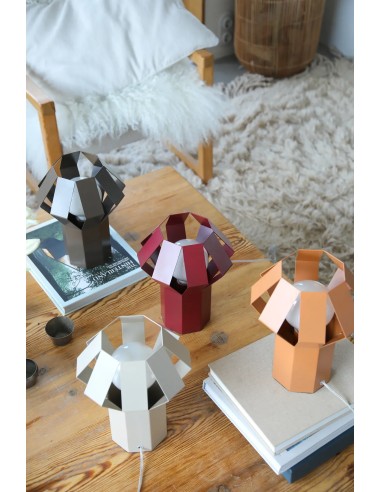 Lampe de table Octa rouge Markslojd – Design 8 bras Joakim Thedin