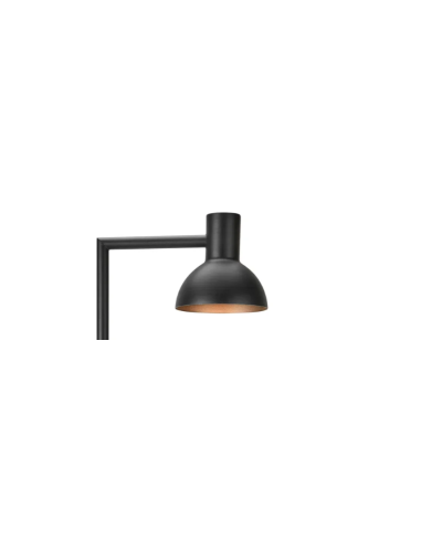 Lampadaire Nubi installé dans jardin éclairage allée extérieur design