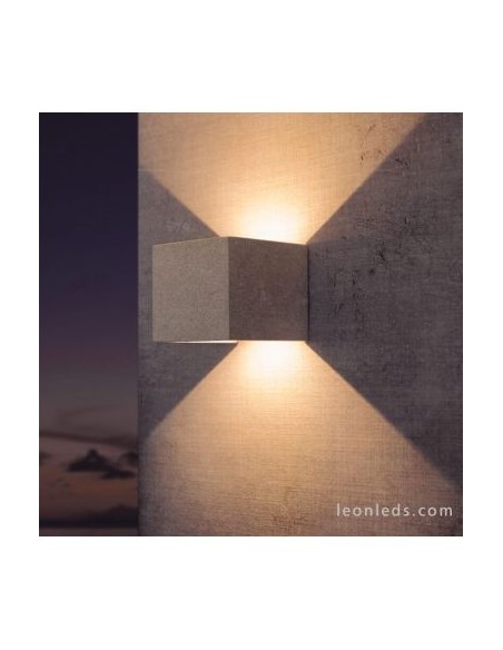 Applique murale extérieure Mantra Taos béton blanc façade contemporaine
