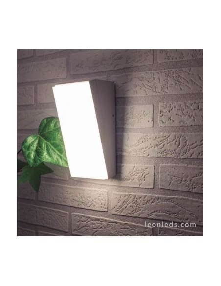 Applique murale extérieure Mantra Solden IP65 blanche façade discrète