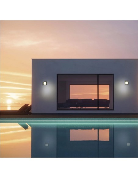 Plafonnier extérieur Mantra Creek installé sous plafond terrasse moderne éclairage LED IP65
