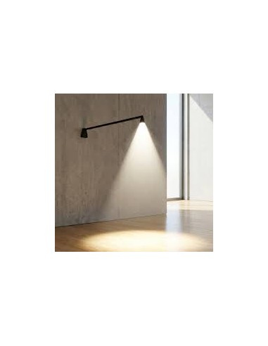 Détail applique murale LED Boomerang aluminium et acrylique finition dorée IP20