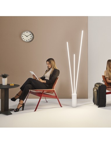Lampadaire Diam. 11cm, 3000K, 4300LM, 67W Noir - Mantra - Vertical