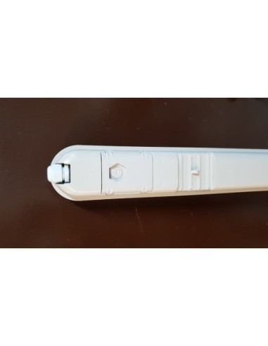 Luminaire Led industriel étanche Triproof  120 cm 36 W - Luminance Leluminaireled.com