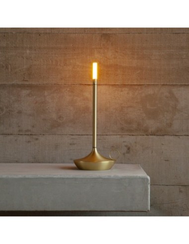 Lampe de table autonome rechargeable USB  - Graypants - Wick Brass Leluminaireled.com