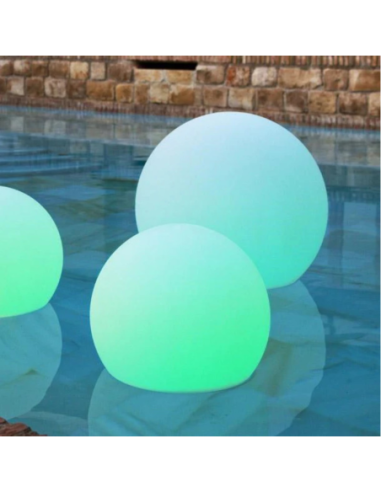 Eclairage piscine RGB avec télécommande Buly de New Garden