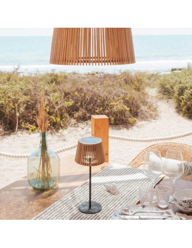 Lampe de table Okinawa de chez Newgarden solaire batterie